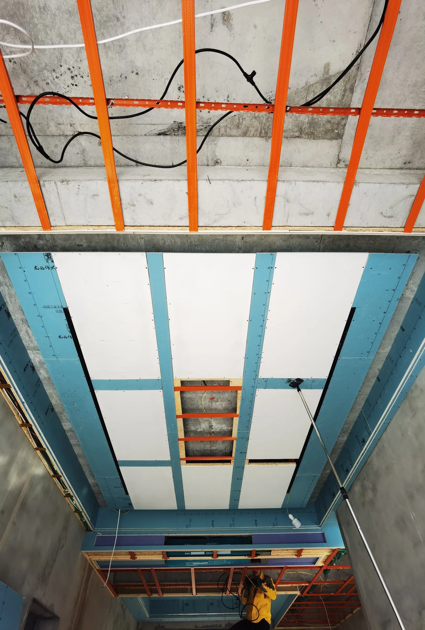 PowerBoard panels fixed between ceiling battens before the ceiling is closed